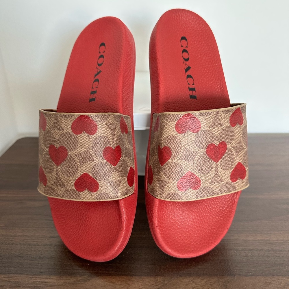 COACH Udele Sport Slide With Heart Print
